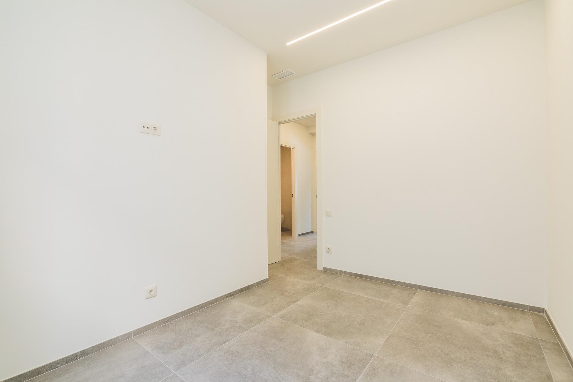 Reventa - Triplex - Elche - Raval - Puertas Coloradas