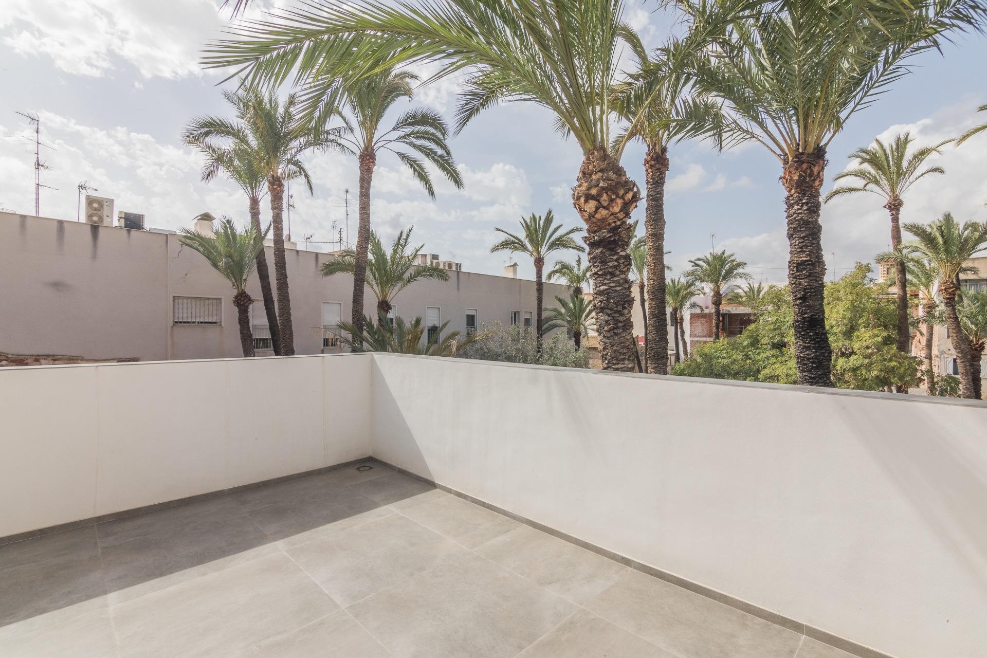 Reventa - Triplex - Elche - Raval - Puertas Coloradas