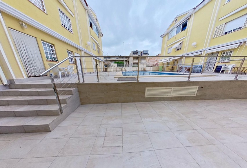 Reventa - Triplex - Santa Pola - Santiago bernabeu