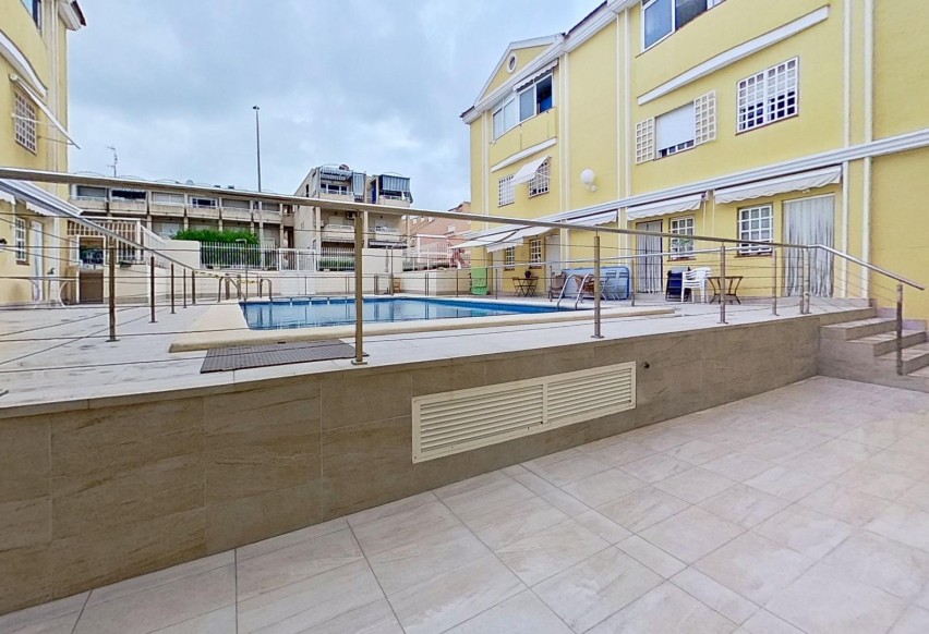 Reventa - Triplex - Santa Pola - Santiago bernabeu