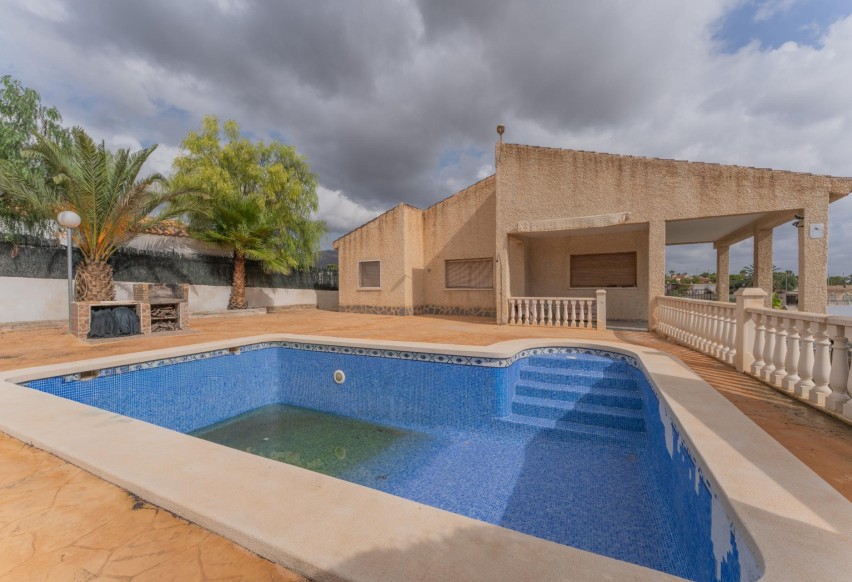 Reventa - Villa - Albatera - Partida del moco