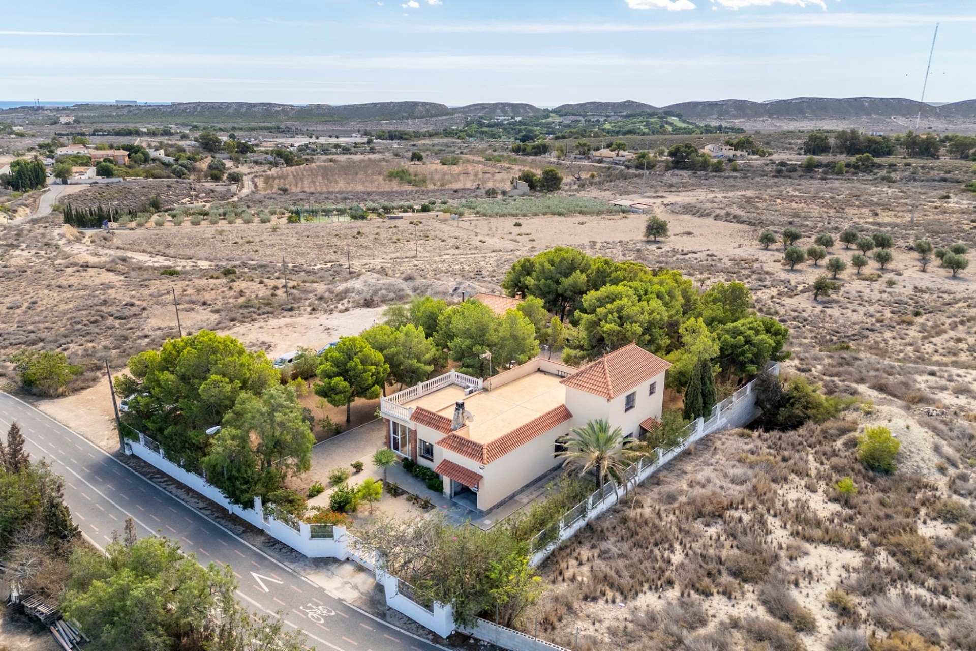 Reventa - Villa - Alicante - Ciudad de Asís - Font-Calent - El Bacarot