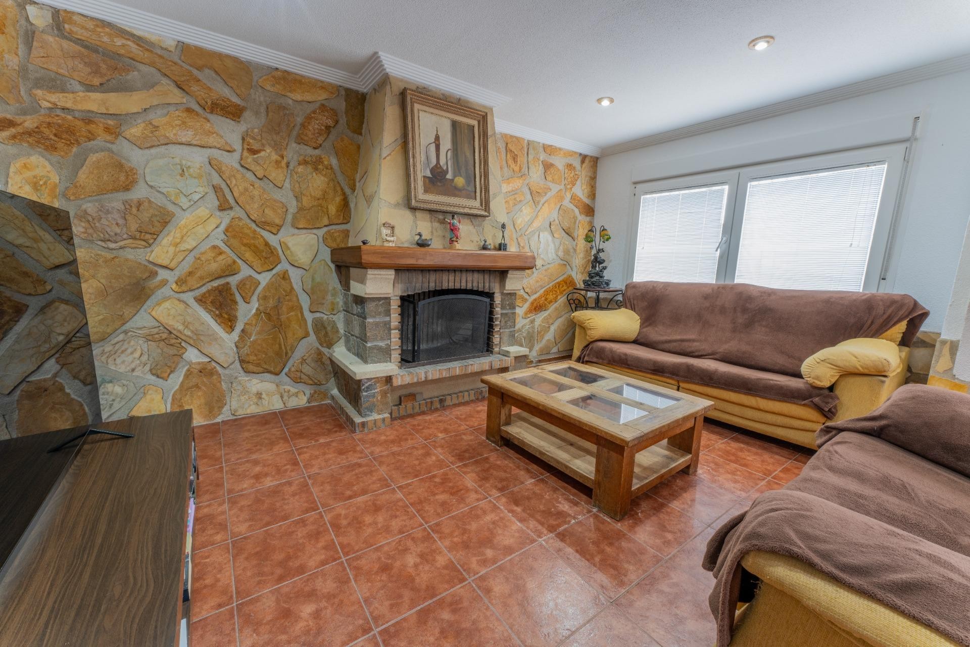 Reventa - Villa - Crevillent - DERRAMADOR