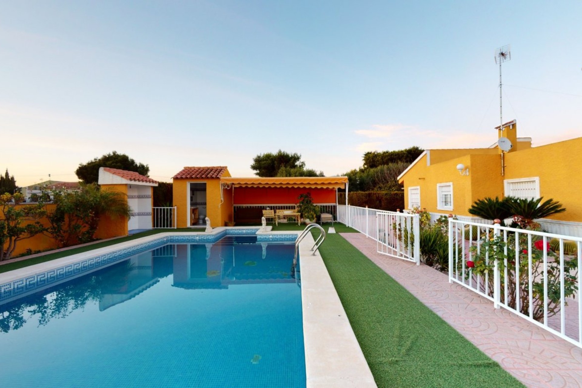 Reventa - Villa - Crevillent - EL REALENGO