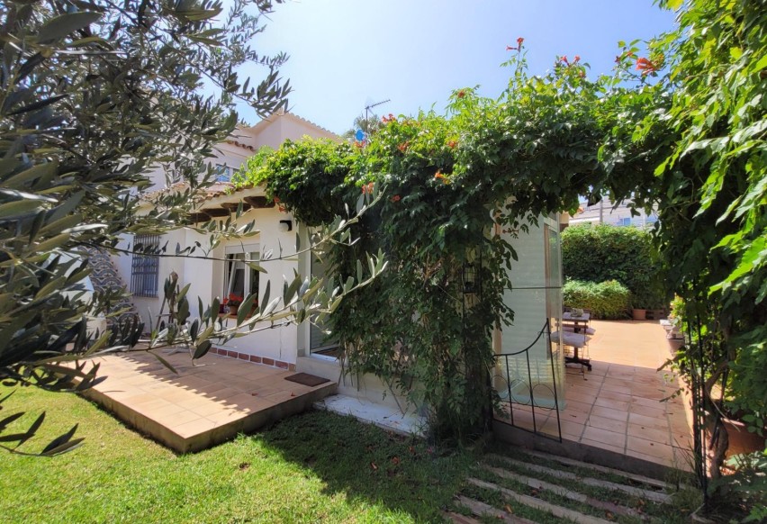 Reventa - Villa - Denia - Les Bovetes-La Felicidad