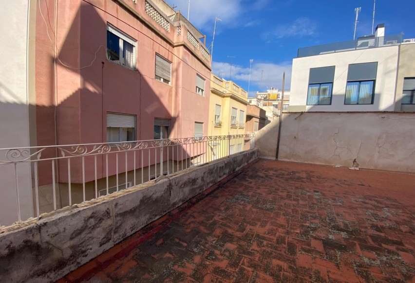 Reventa - Villa - Elche - Centro