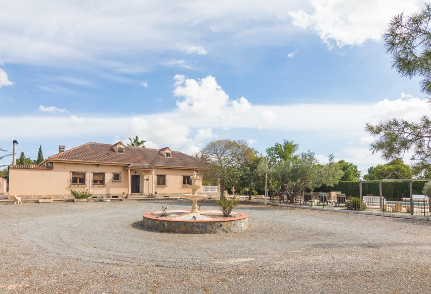 Reventa - Villa - Elche Pedanías - PEÑA DE LAS AGUILAS