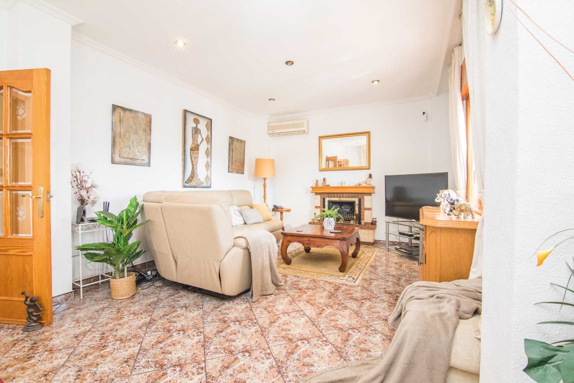 Reventa - Villa - Elche Pedanías - PEÑA DE LAS AGUILAS