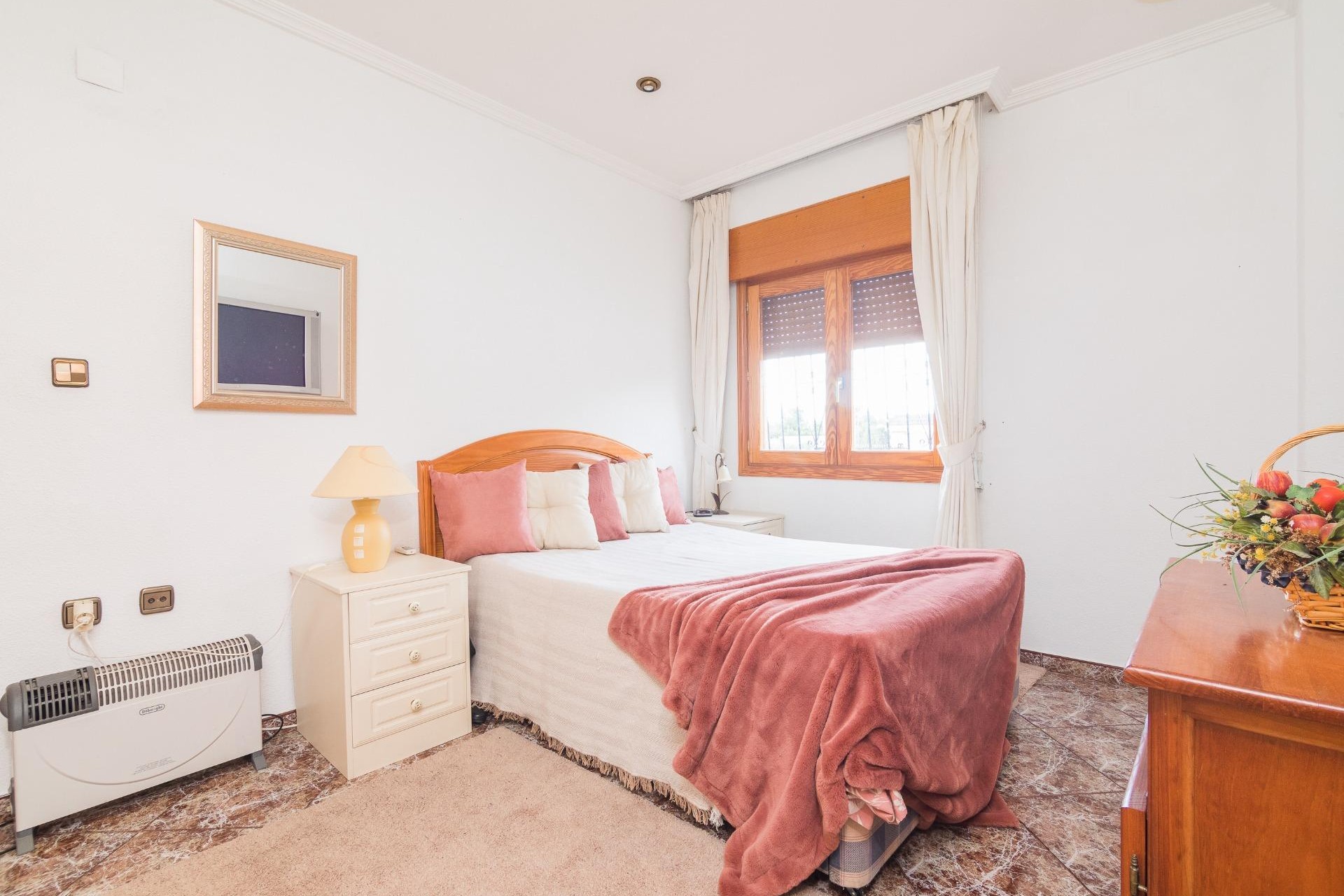 Reventa - Villa - Elche Pedanías - PEÑA DE LAS AGUILAS