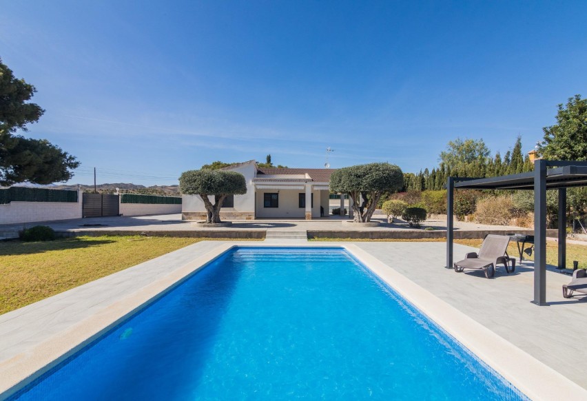 Reventa - Villa - Elche Pedanías - Peña las Águilas