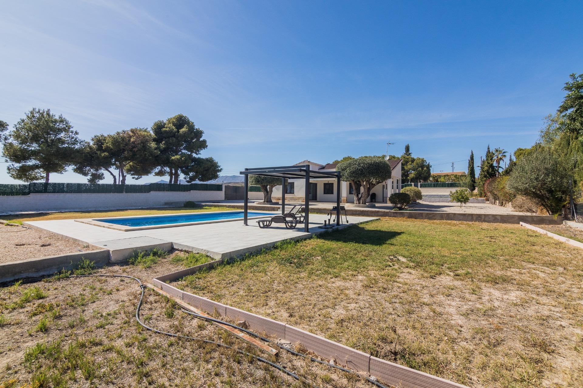 Reventa - Villa - Elche Pedanías - Peña las Águilas