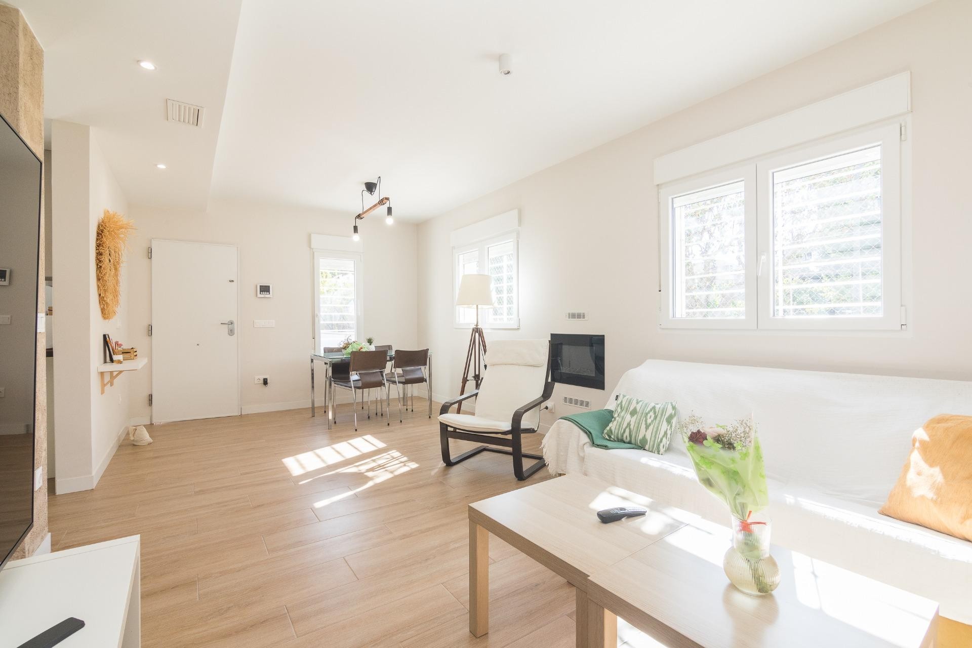 Reventa - Villa - Elche Pedanías - Peña las Águilas