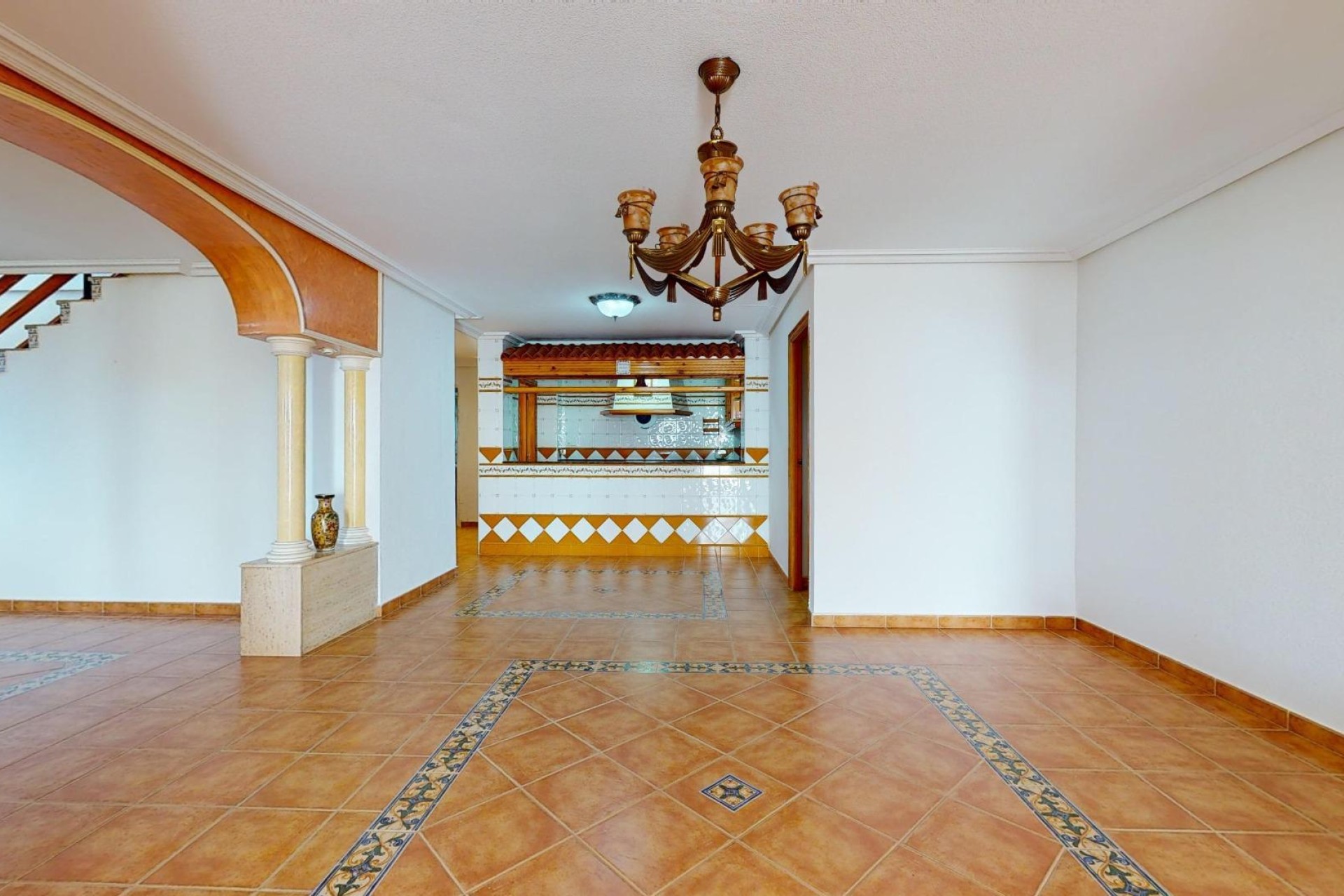 Reventa - Villa - Elche Pedanías - Peña las Águilas