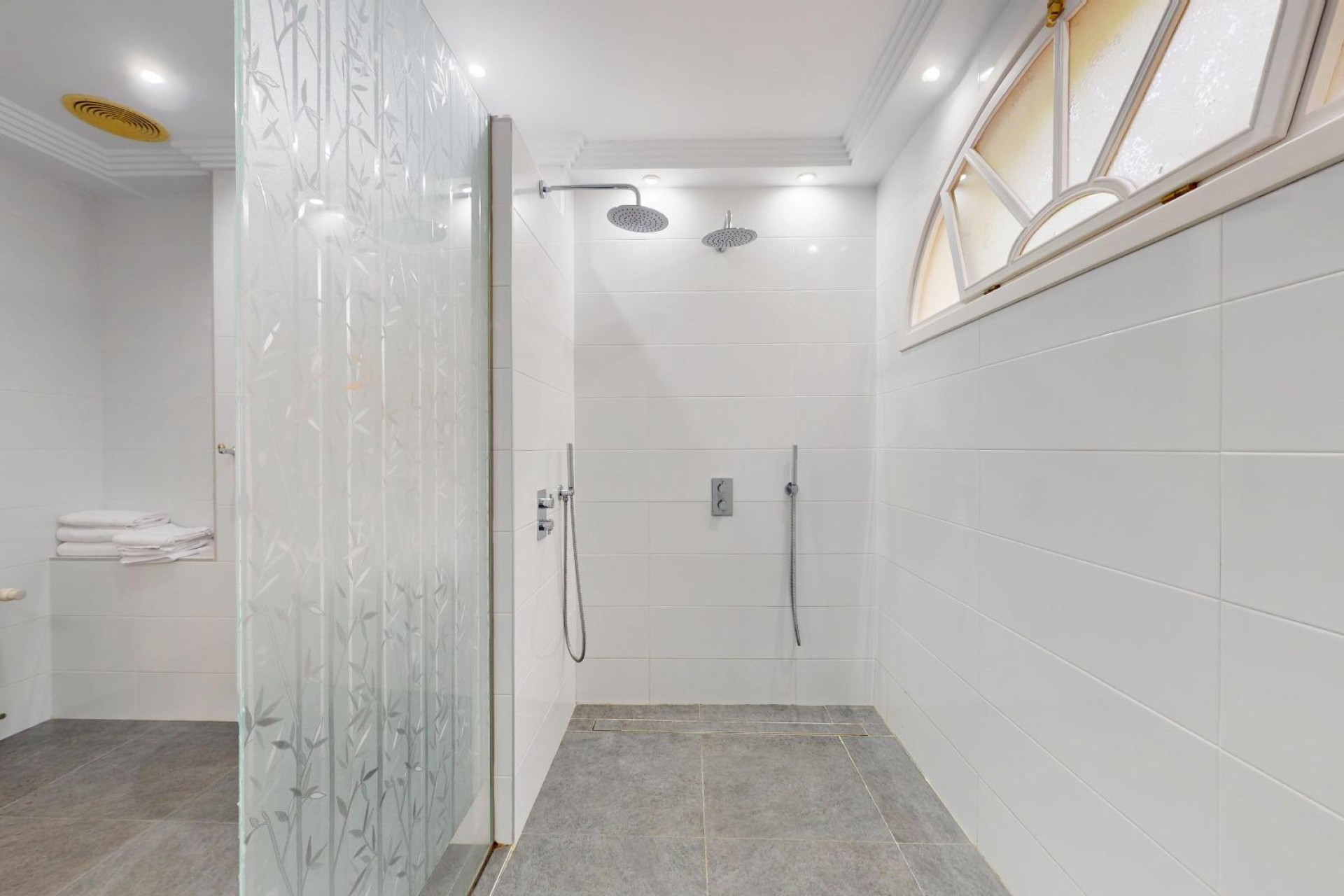 Reventa - Villa - Elche - Portes Encarnades-Torreta-Portalada