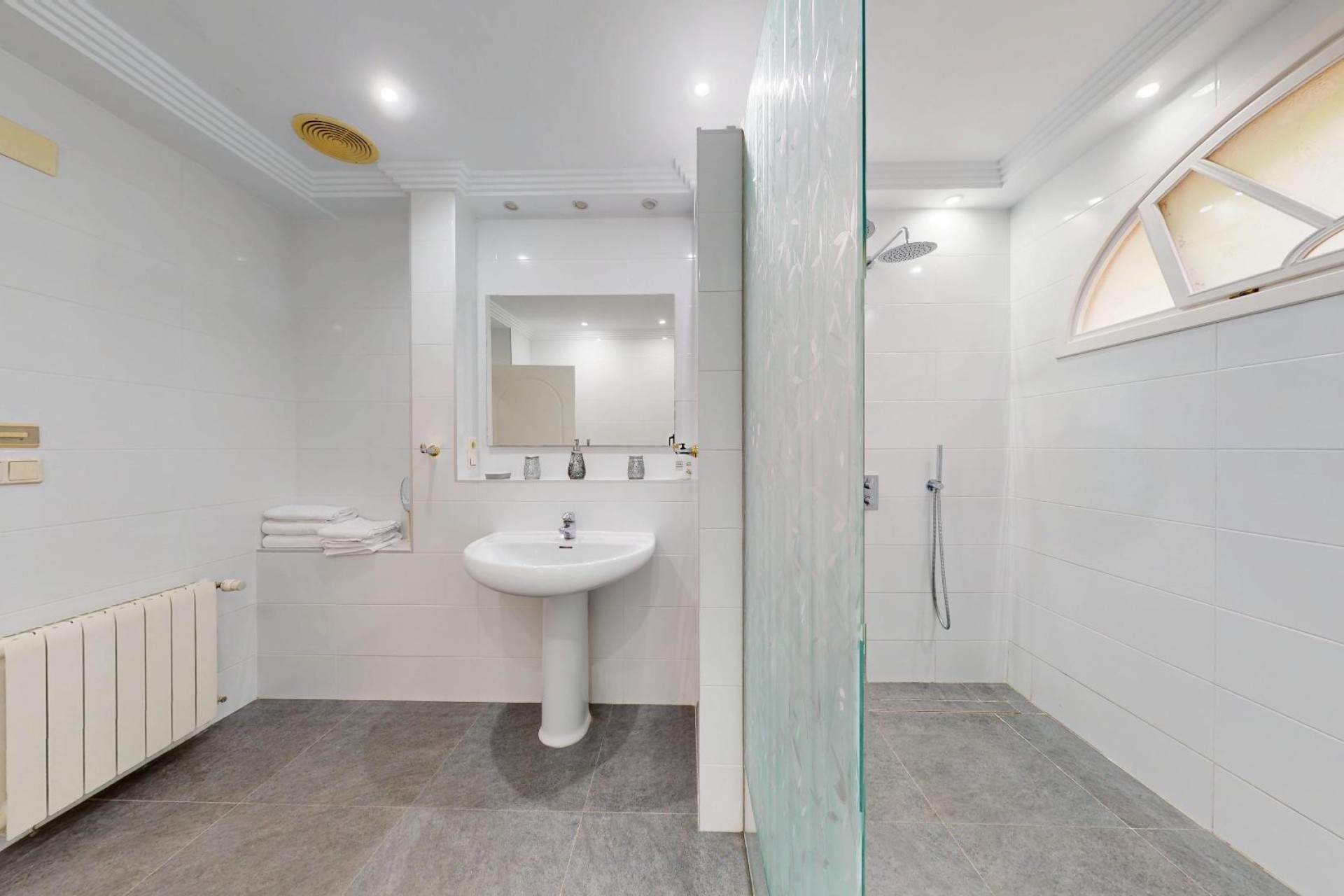 Reventa - Villa - Elche - Portes Encarnades-Torreta-Portalada