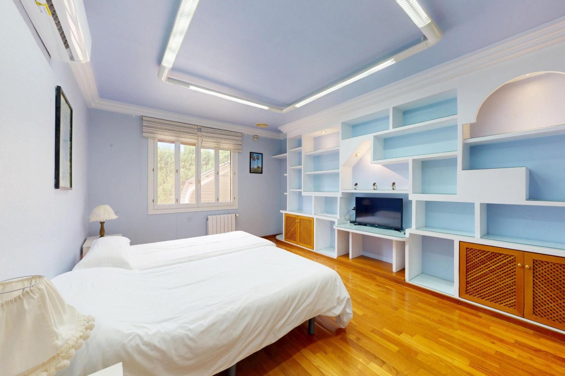 Reventa - Villa - Elche - Portes Encarnades-Torreta-Portalada