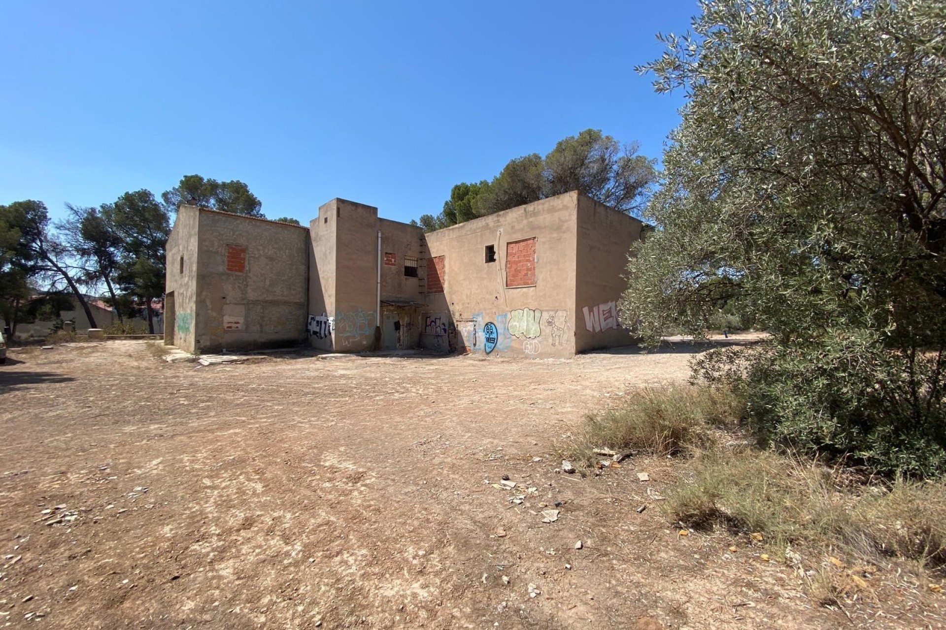 Reventa - Villa - Elda - Las Trescientas - San Francisco