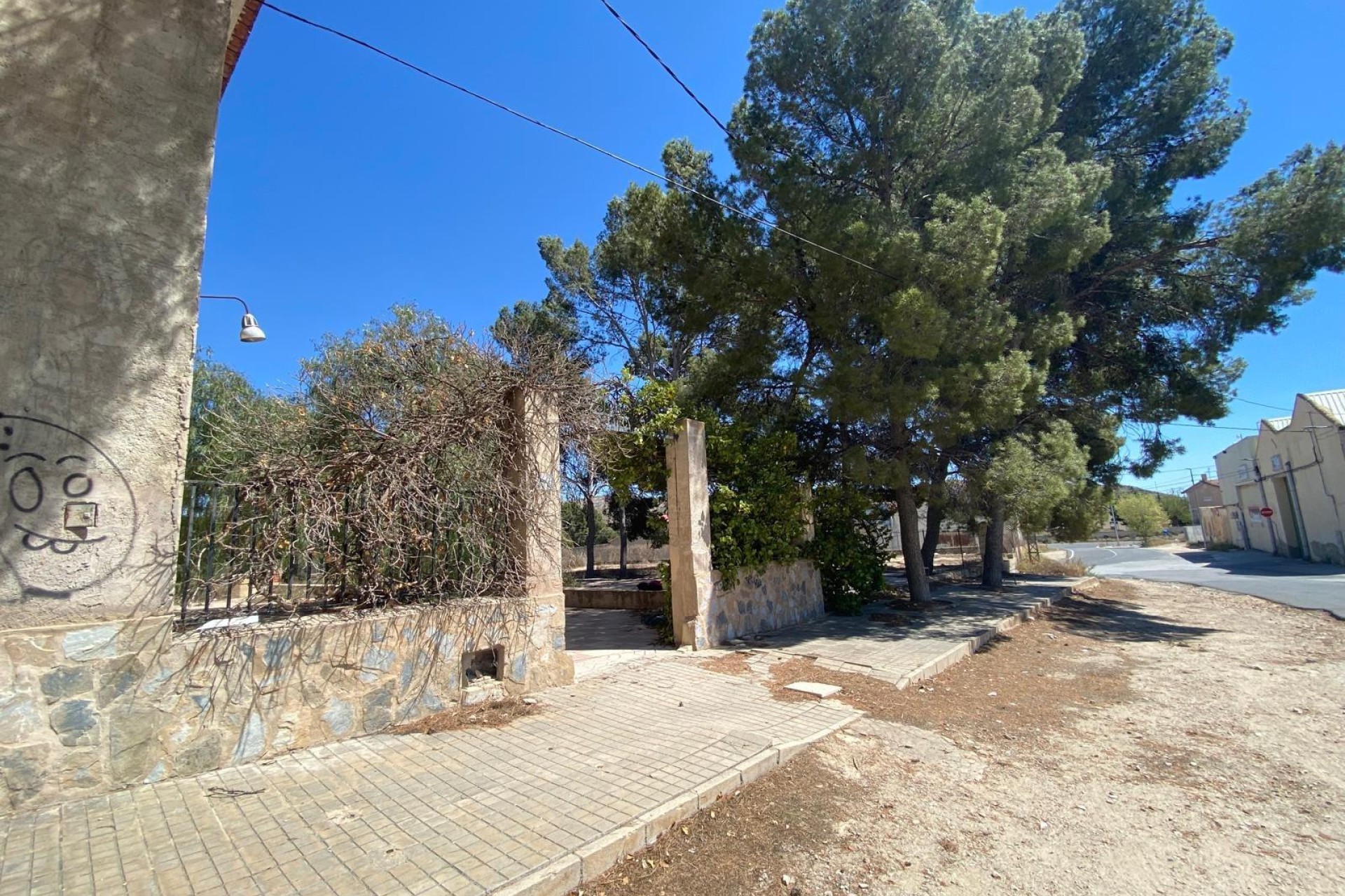 Reventa - Villa - Elda - Las Trescientas - San Francisco