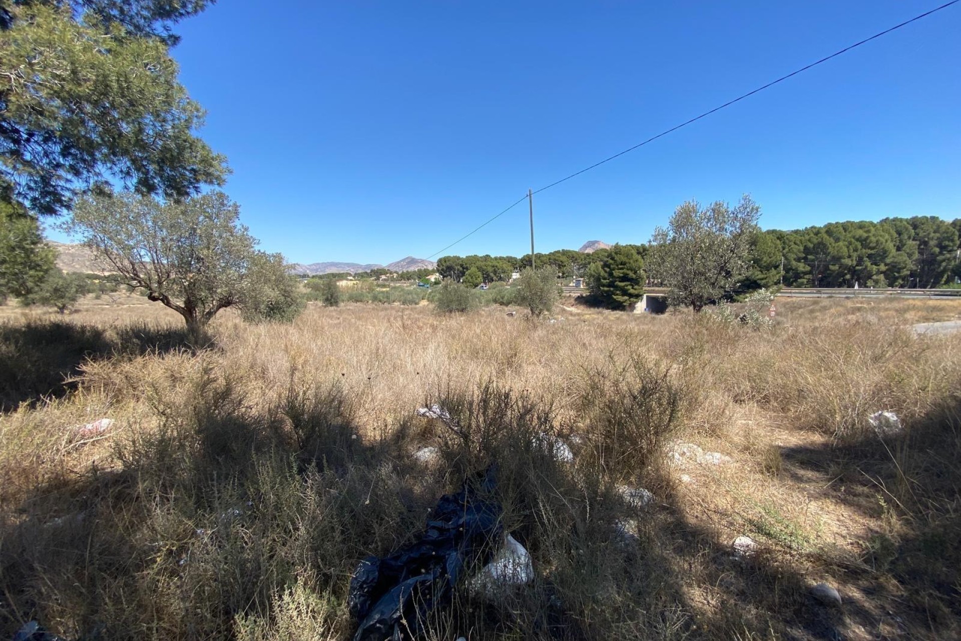 Reventa - Villa - Elda - Las Trescientas - San Francisco