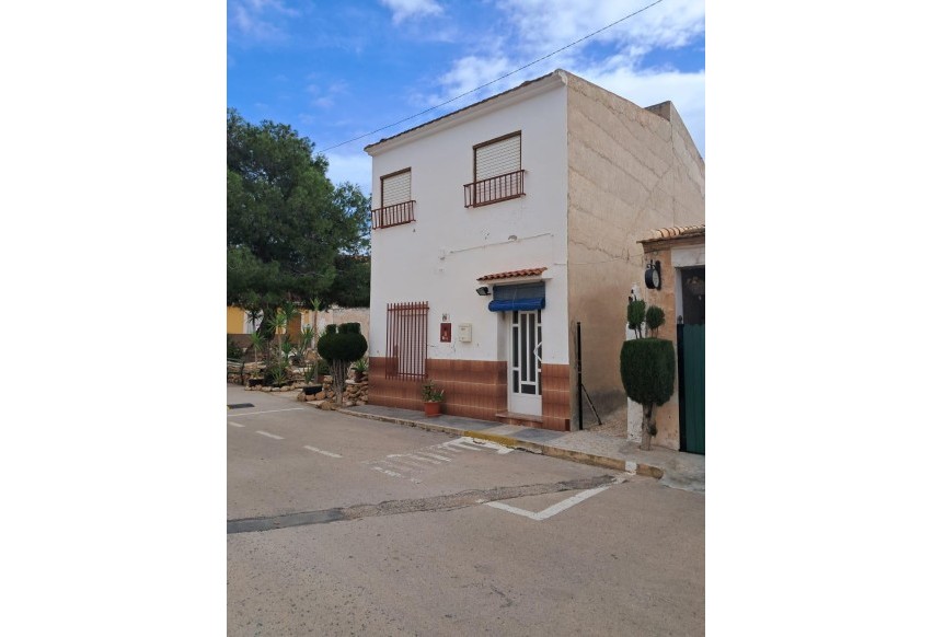 Reventa - Villa - Hondón de los Fráiles - BARBARROJA