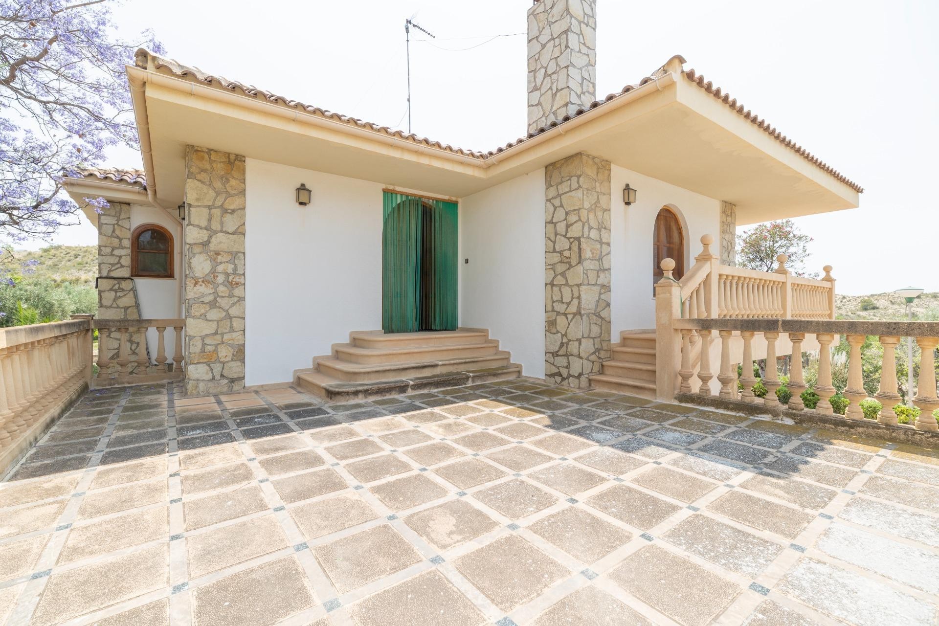 Reventa - Villa - Jijona - Xixona - Comunidad valenciana