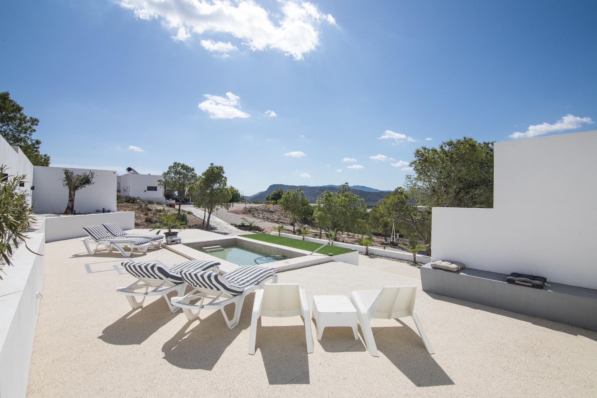 Reventa - Villa - La Romana - ALCANA