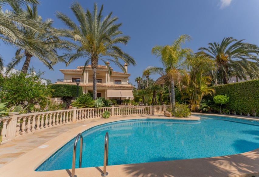 Reventa - Villa - Peña las aguilas - Peña de Las Águilas