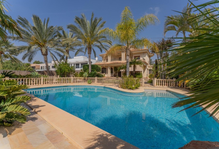 Reventa - Villa - Peña las aguilas - Peña de Las Águilas