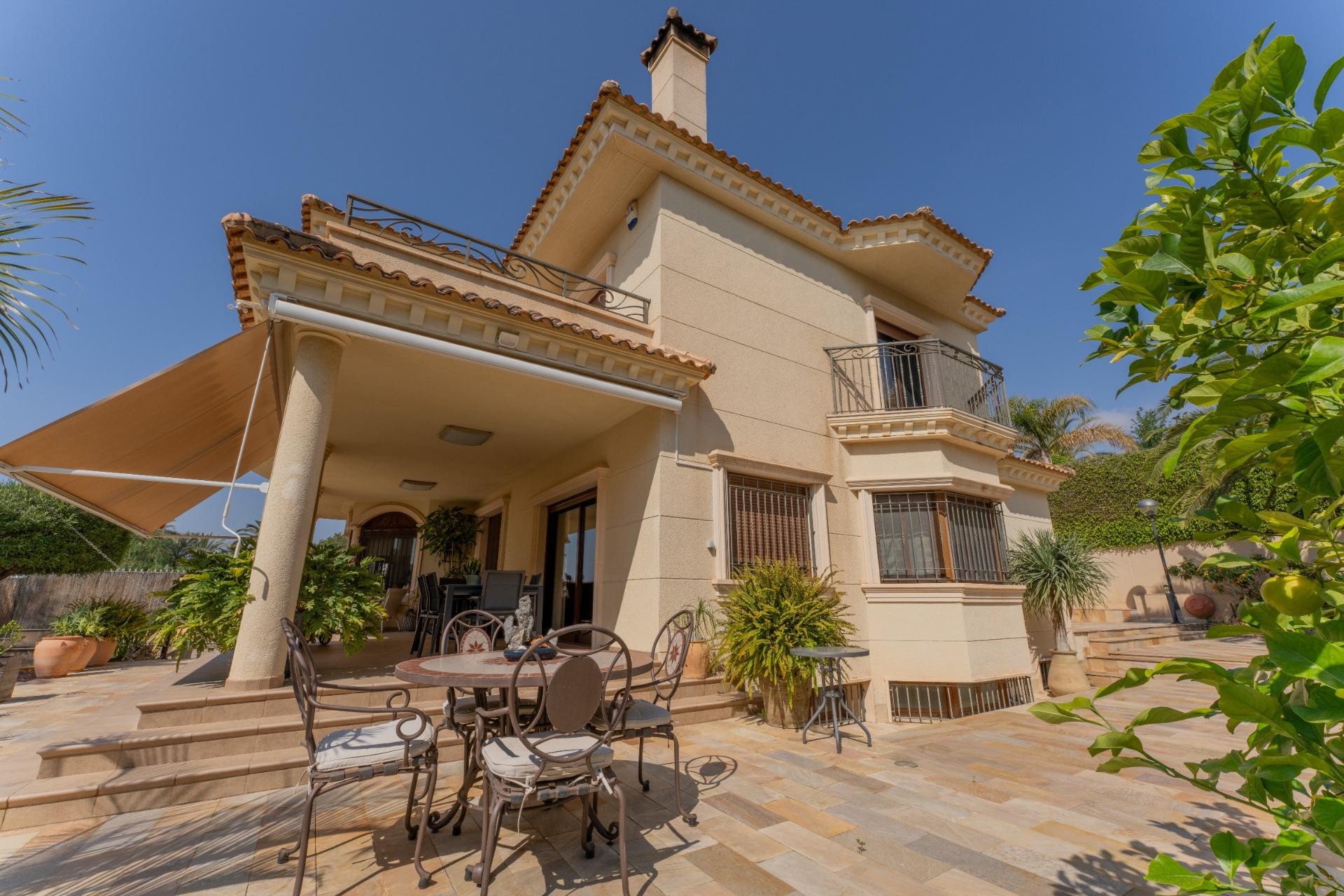 Reventa - Villa - Peña las aguilas - Peña de Las Águilas