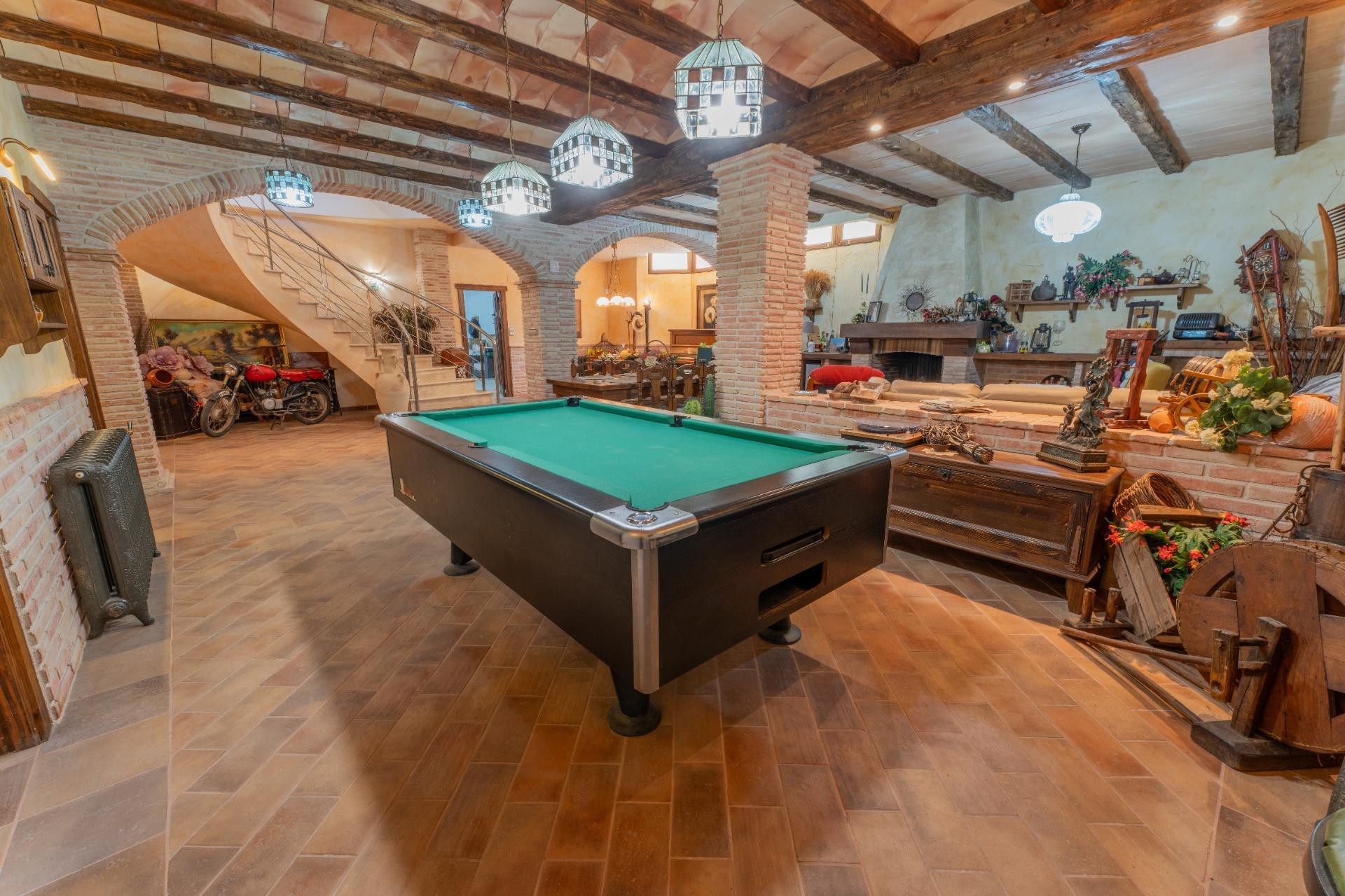 Reventa - Villa - Peña las aguilas - Peña de Las Águilas