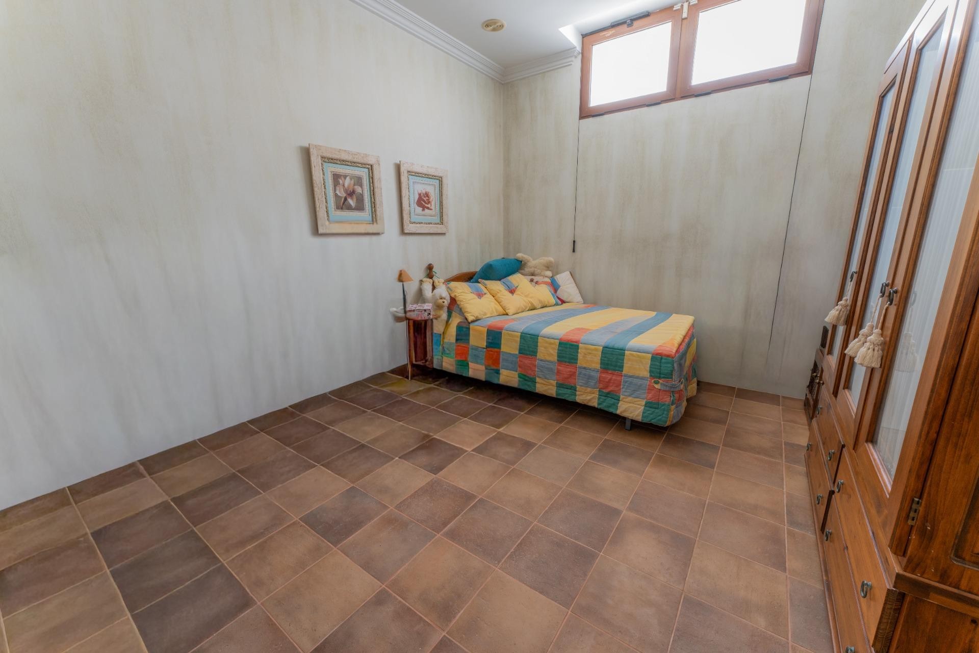 Reventa - Villa - Peña las aguilas - Peña de Las Águilas