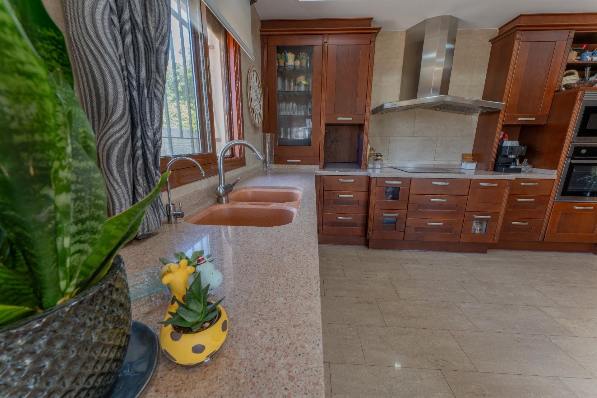 Reventa - Villa - Peña las aguilas - Peña de Las Águilas