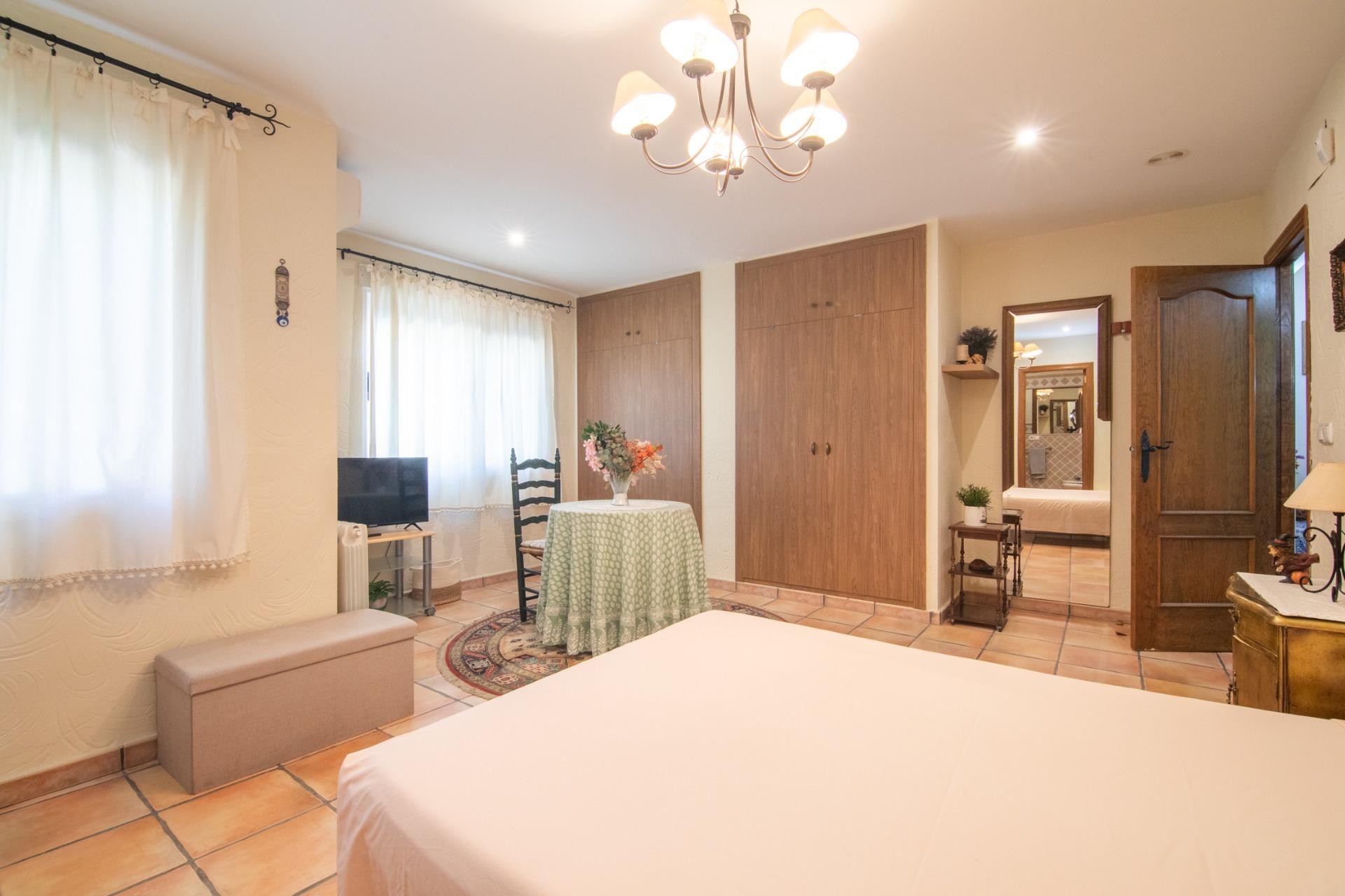 Reventa - Villa - Peña las aguilas - Peña de Las Águilas