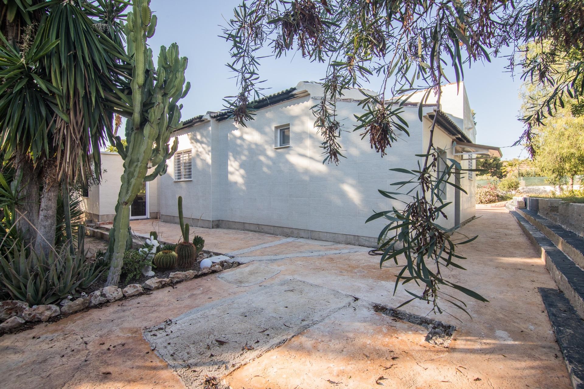 Reventa - Villa - Peña las aguilas - Peña de Las Águilas