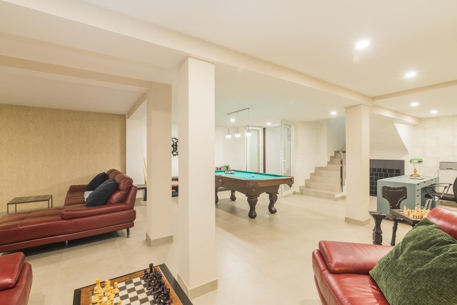 Reventa - Villa - Peña las aguilas - Peña de Las Águilas