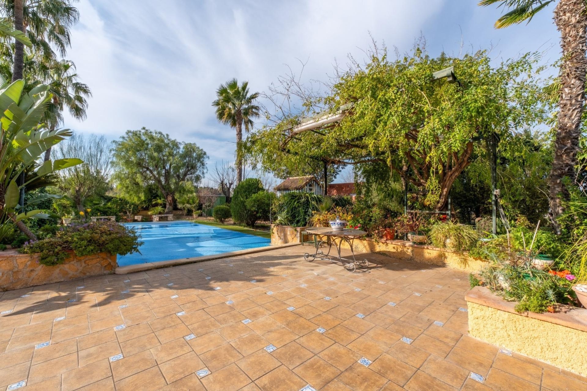 Reventa - Villa - Perleta - Crta. santa pola