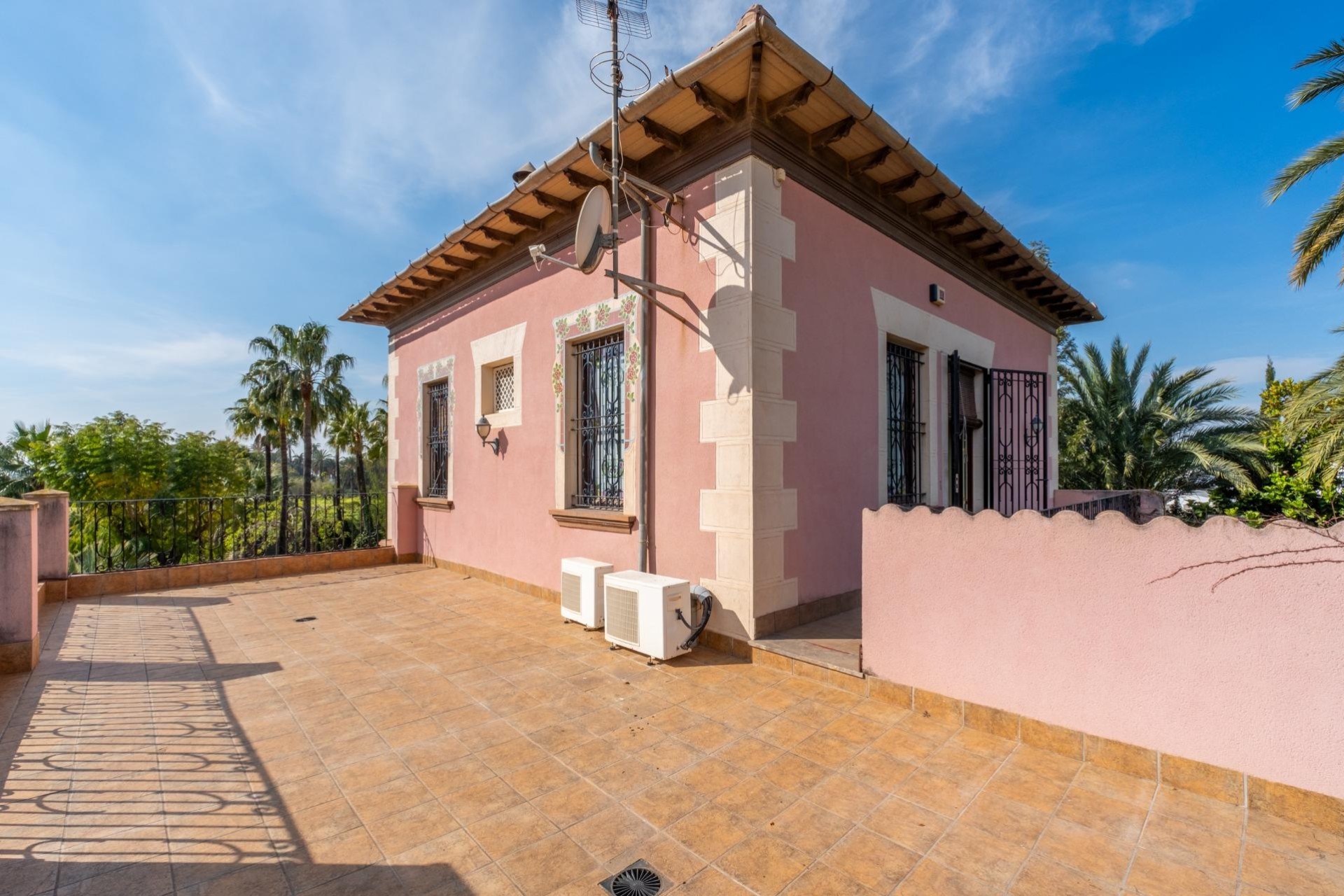 Reventa - Villa - Perleta - Crta. santa pola
