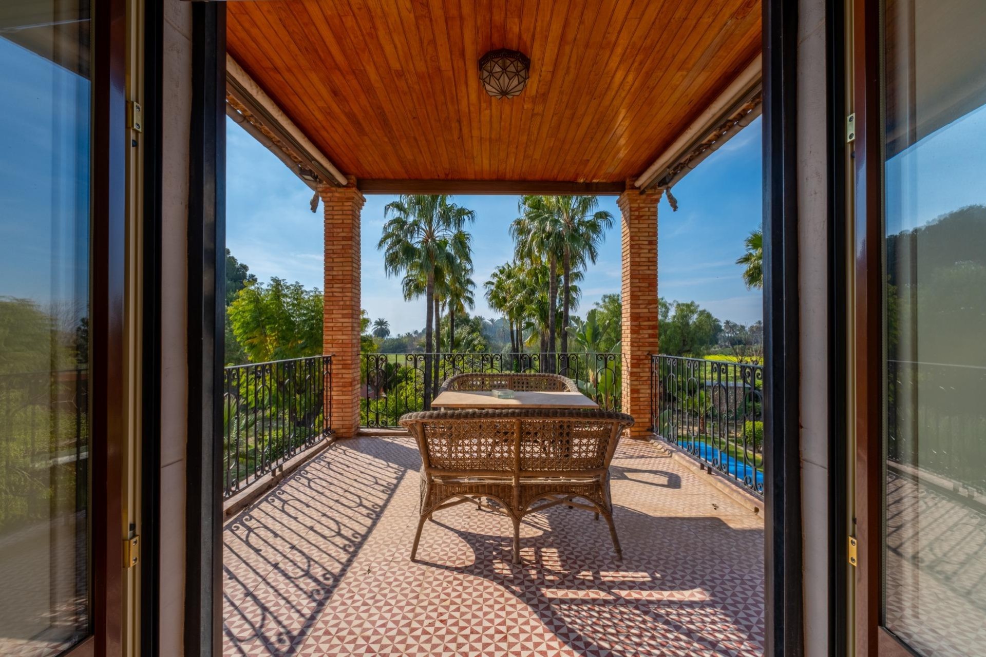 Reventa - Villa - Perleta - Crta. santa pola
