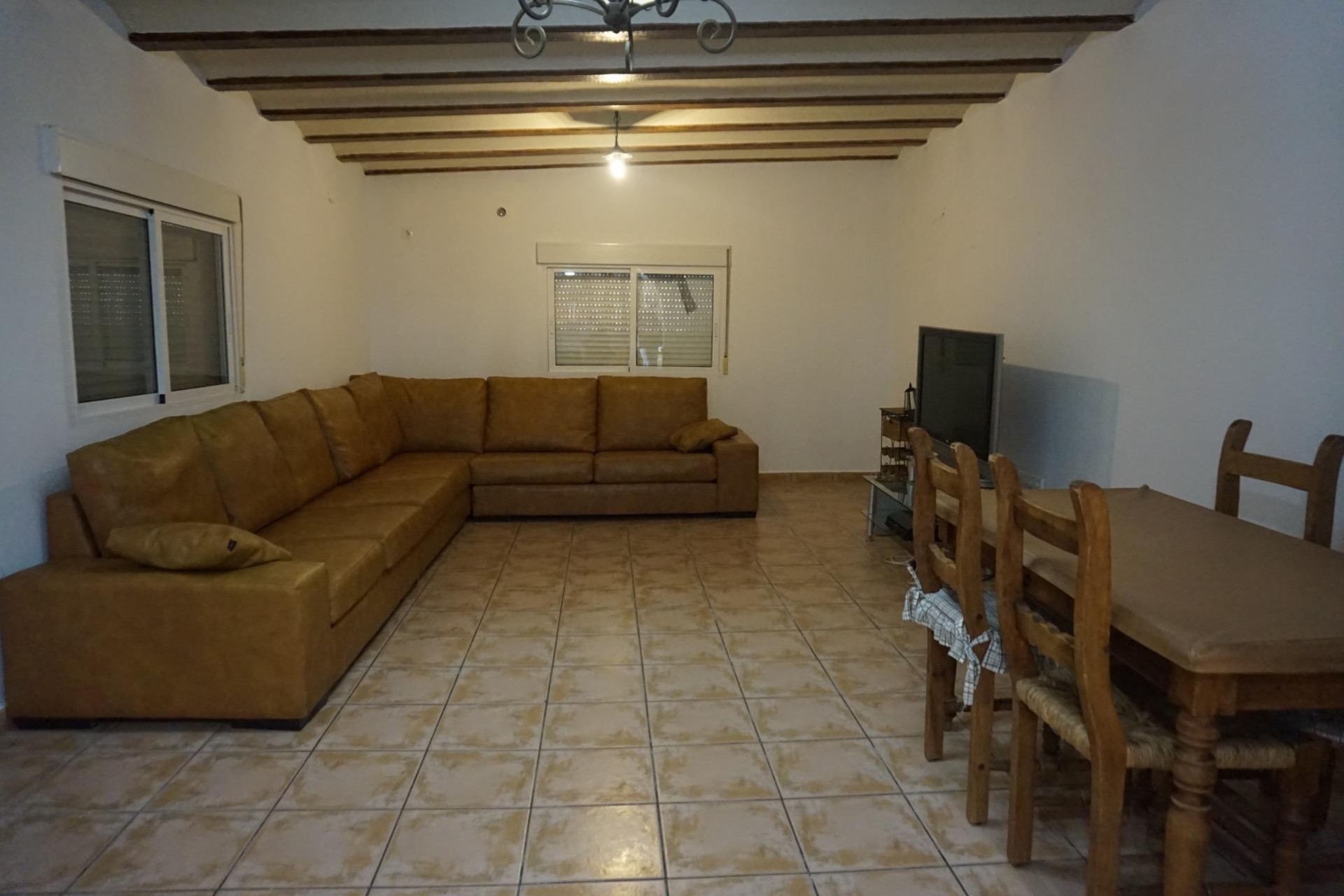 Reventa - Villa - Perleta - Maitino-Perleta
