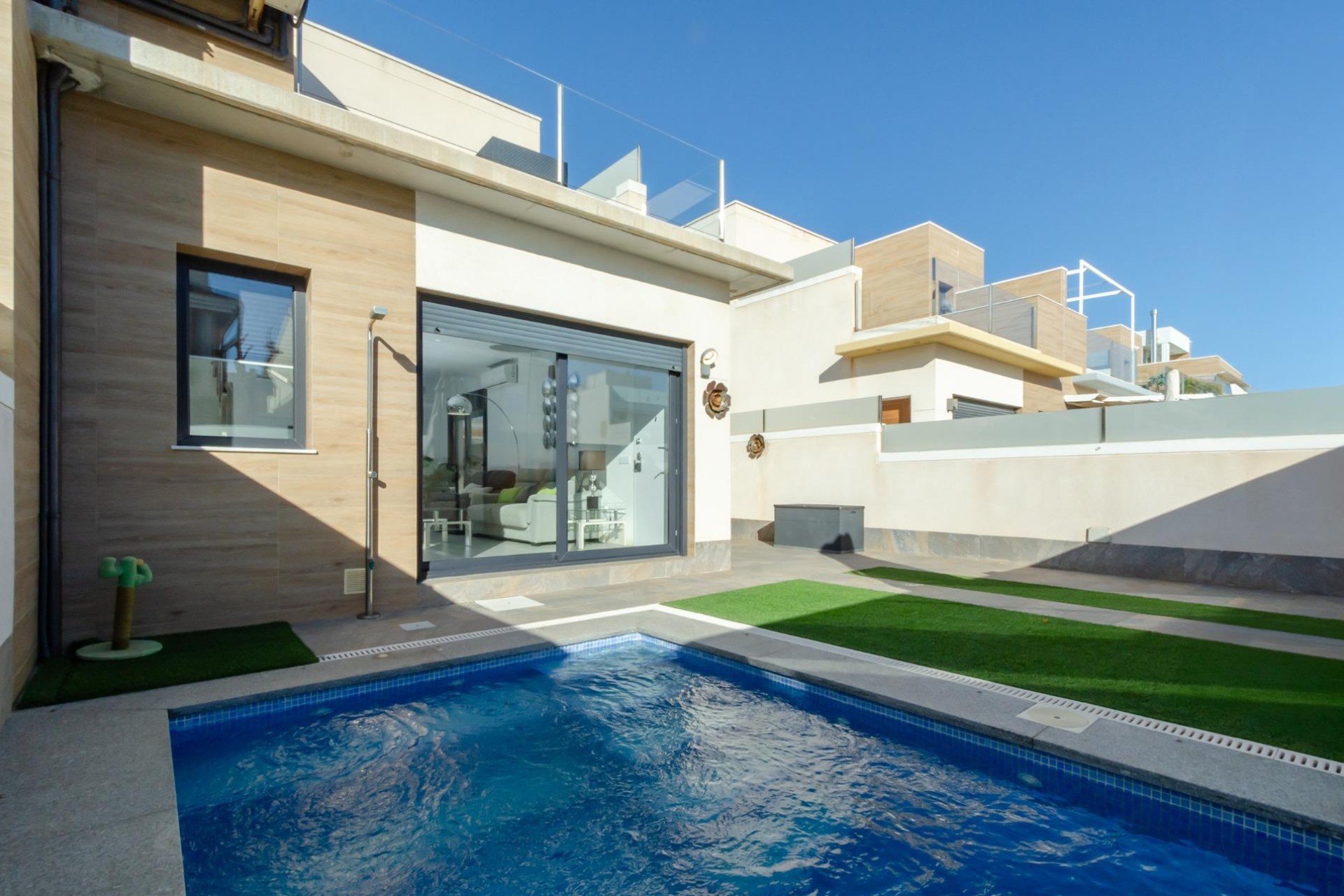 Reventa - Villa - Pilar de la Horadada - PILAR DE LA HORADADA