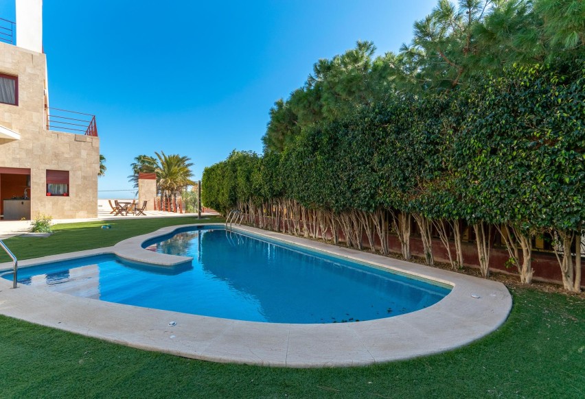 Reventa - Villa - San Juan Playa - Cabo de las Huertas