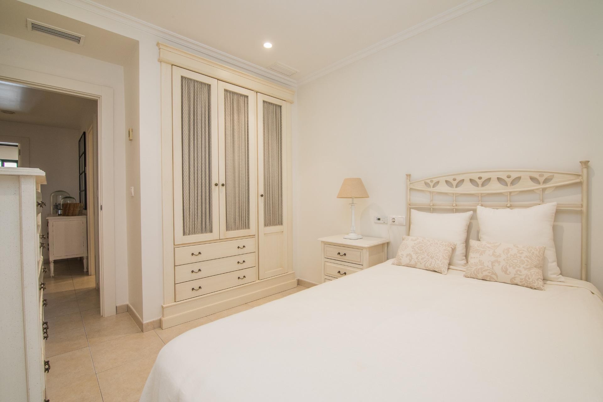 Reventa - Villa - Santa Pola - Santiago bernabeu