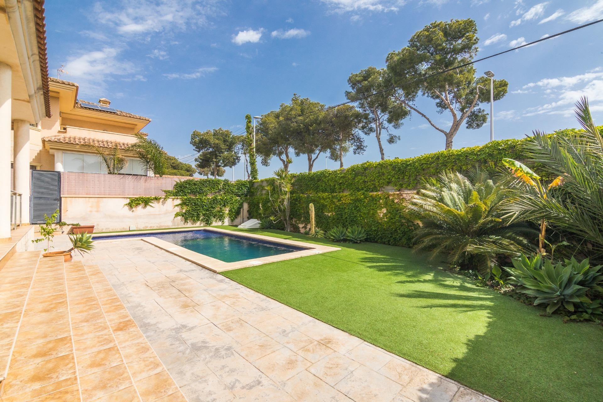 Reventa - Villa - Torrellano - Centro