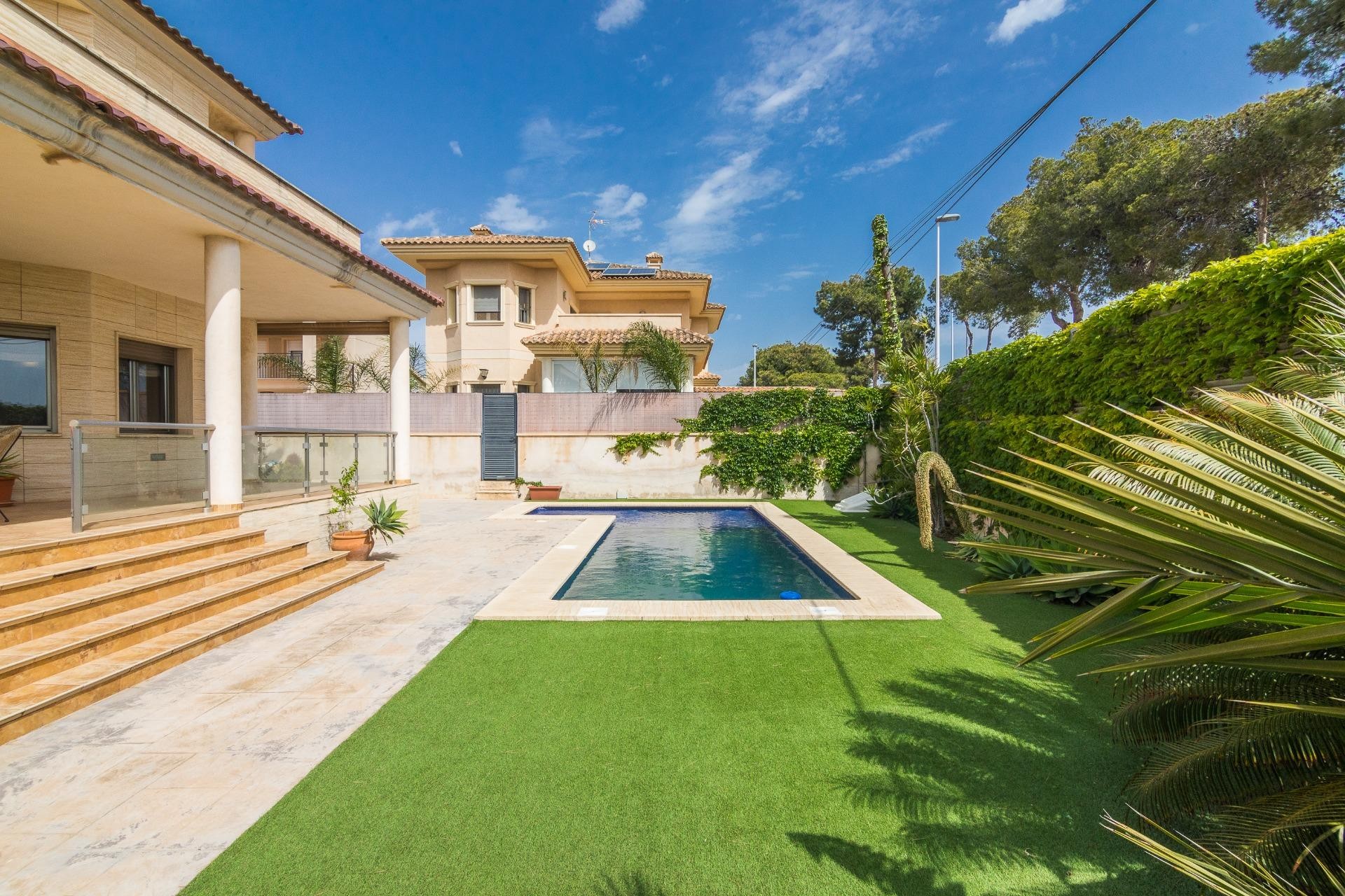 Reventa - Villa - Torrellano - Centro