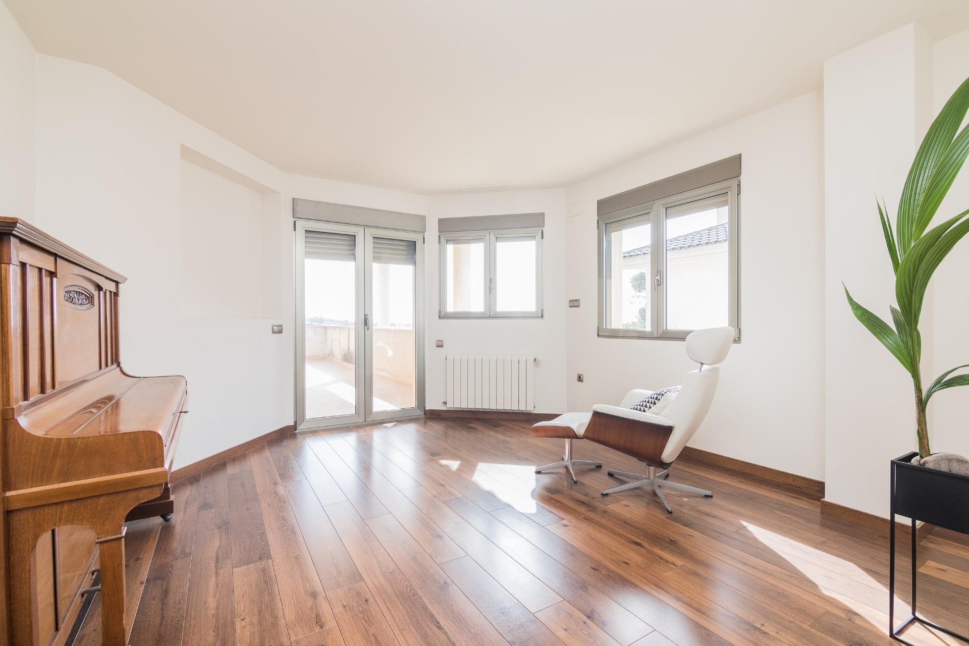 Reventa - Villa - Torrellano - Centro