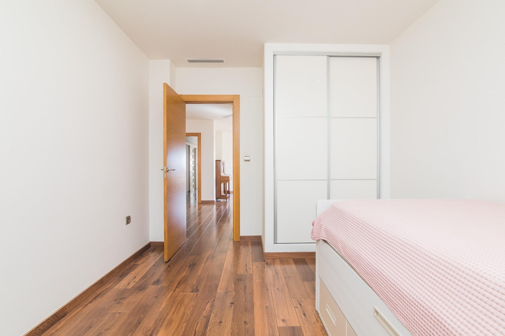 Reventa - Villa - Torrellano - Centro