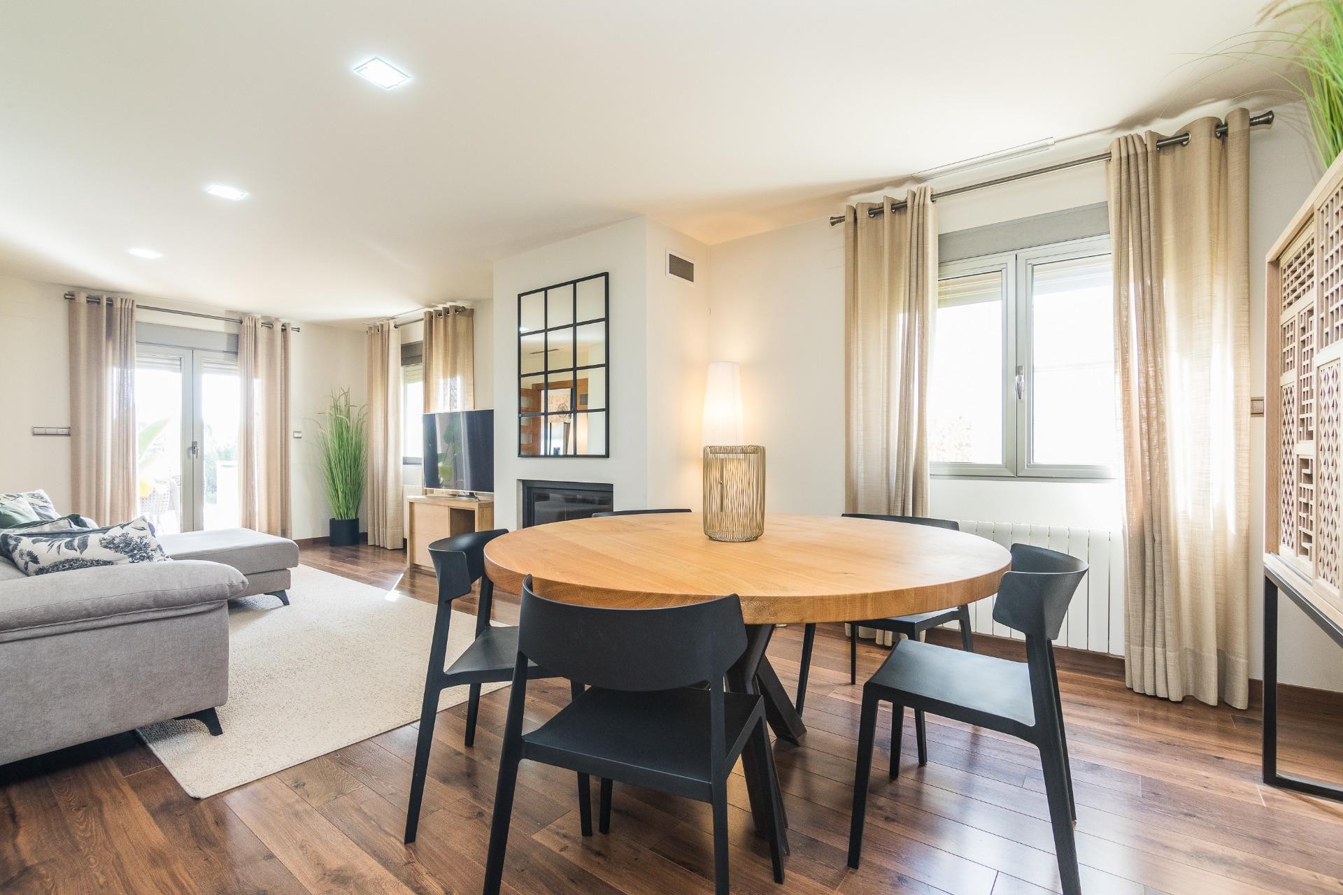 Reventa - Villa - Torrellano - Centro