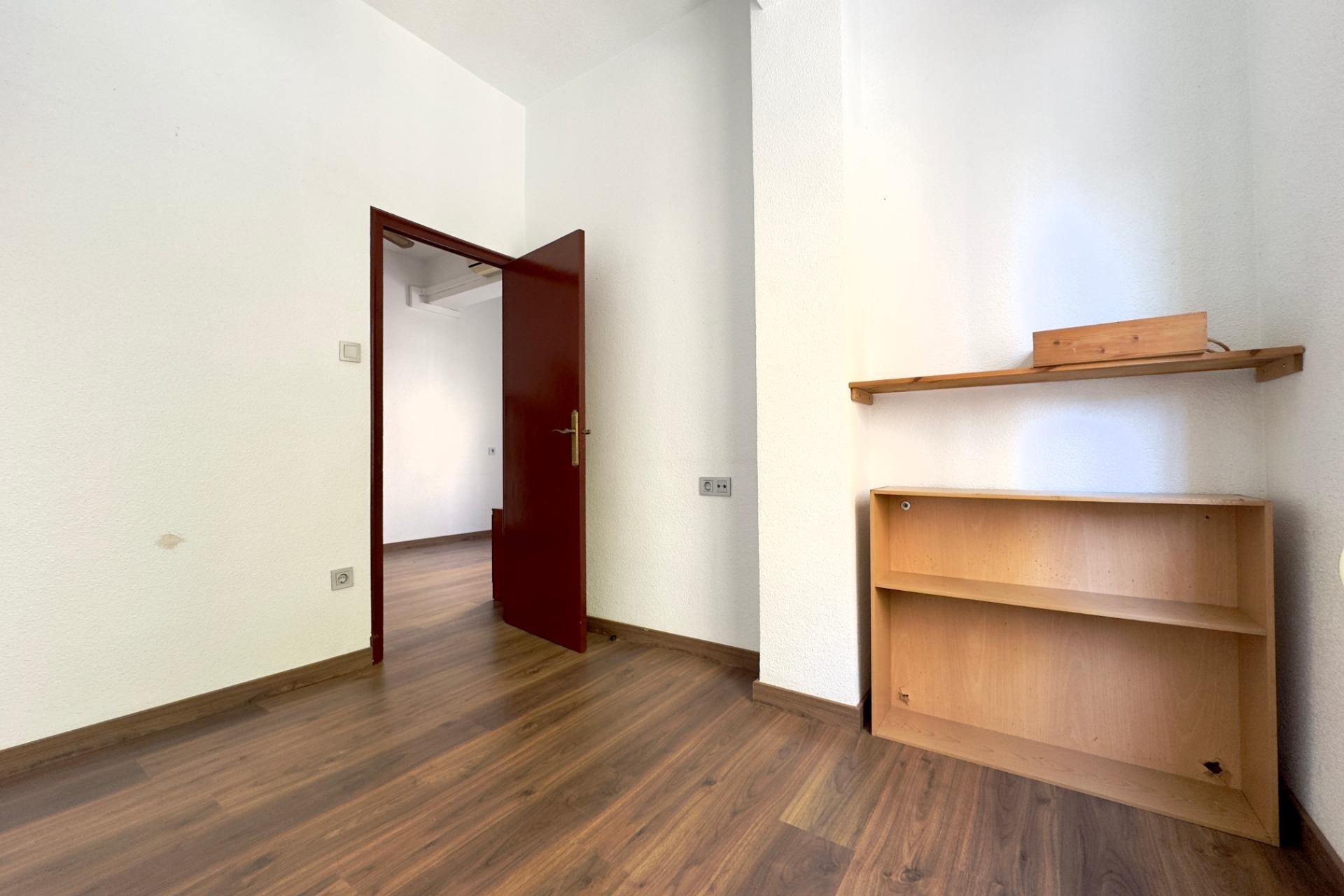 Revente - Apartment - Elche - Asilo - Pisos Azules