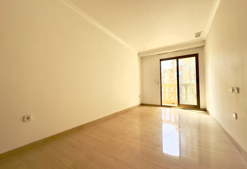 Revente - Apartment - Elche - Center