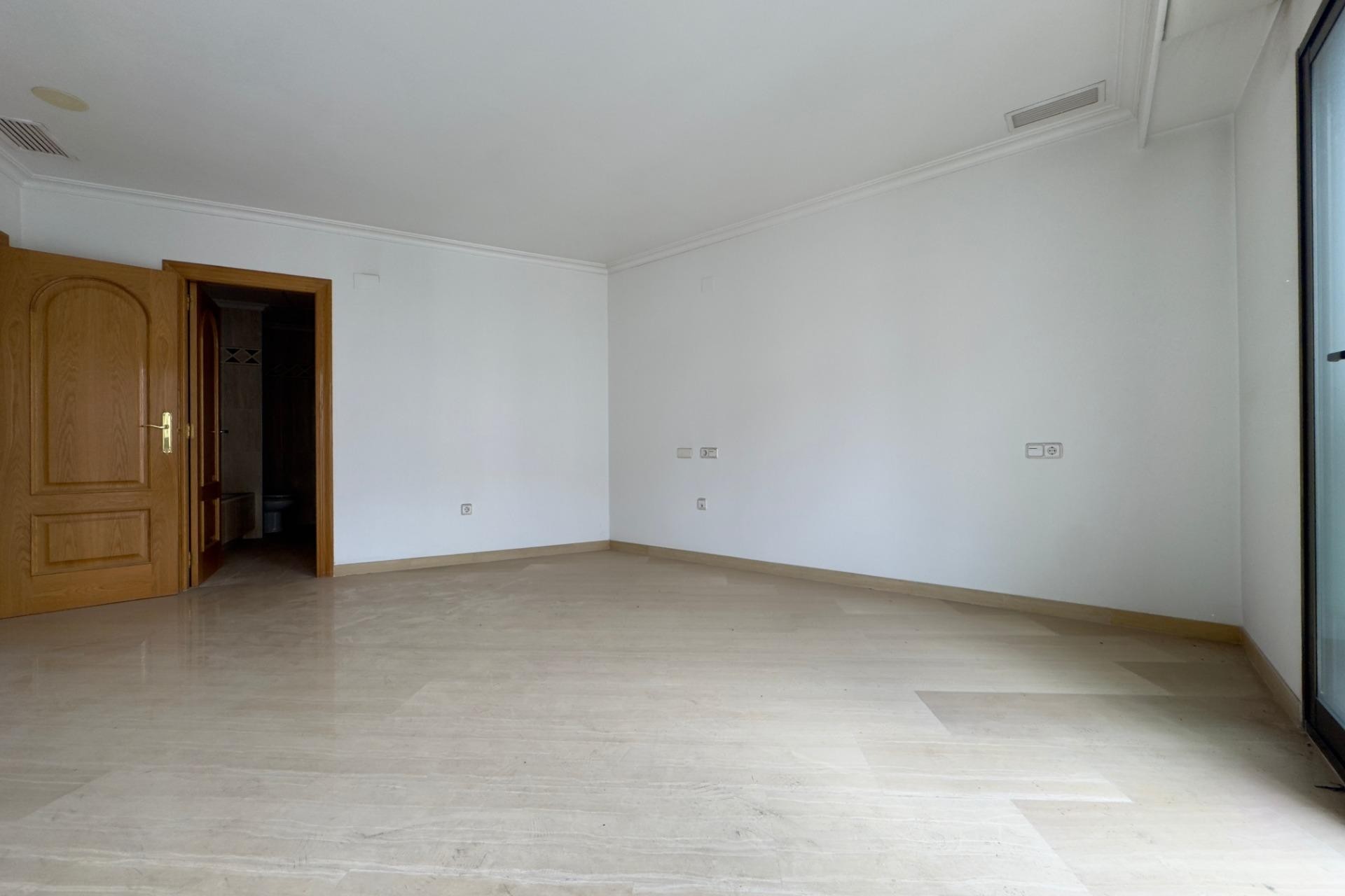 Revente - Apartment - Elche - Center